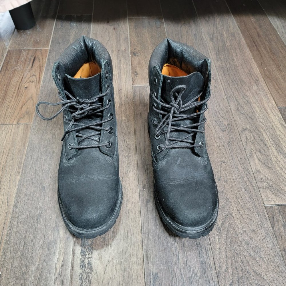 Timberland's Women | Black | Premium 6-inch waterproof boots - Picture 2 of 5